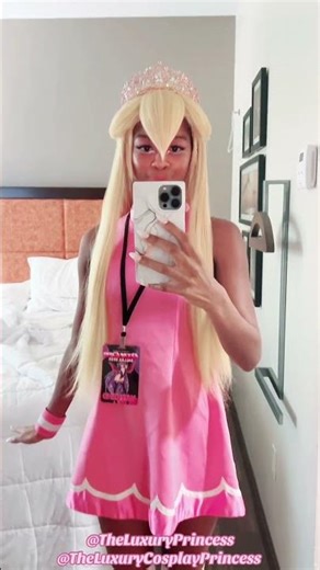 Full Tennis Peach Cosplay