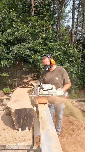 This is the kind of woodwork I love- taking a log no one wanted and showing the woodworking potential hiding under the bark. Chainsaw milled with a Logosol Portable Sawmills F2 , Granberg International ripping chain, and protected my lungs with the RZM3 from RZ Mask. Don’t forget to use my discount code to save on Granberg and TZ Mask’s websites! Code- foxridgeslabs #woodwork #woodworking #chainsawmilling #liveedge #woodworker | Fox Ridge Slabs