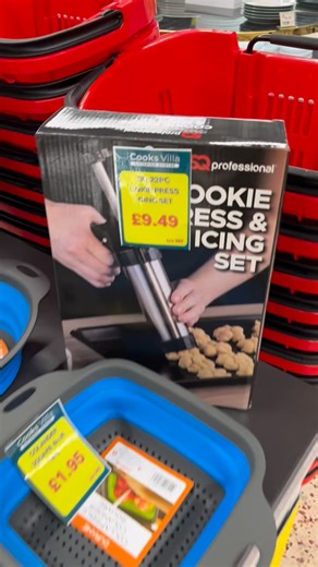 Cooks Villa on Instagram: "✨ New In! Kitchen Essentials Range ✨ We’ve just stocked a brand new range including: 🍳 Die-cast pans & stockpots 🍽️ Stylish cutlery sets 🥘 Pressure cookers 🧂 Handy kitchen accessories Great quality at great prices — in store now!"