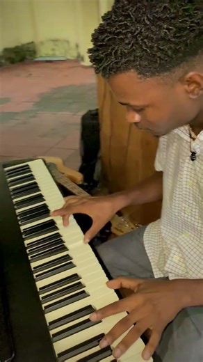 Nile Rodgers – Axel F (piano cover) 🎹✨