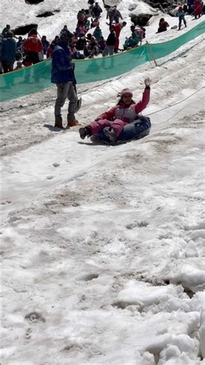 Snow tube activity in Manali 😍 So much fun 🙈