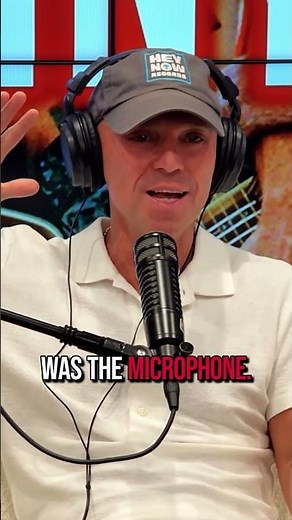 Kenny Chesney on the time he wiped out on stage at Foxboro 👀