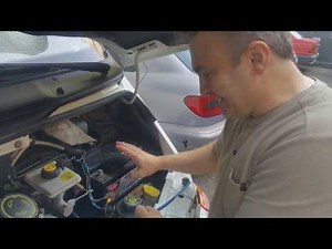 How to install a 12V to 220V inverter converter in a motorhome, explained for dummies like me.