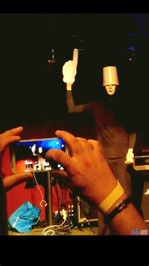 Photogenic Buckethead 📷 #guitar #music #buckethead #shorts #gunsnroses #unmasked #photography #live