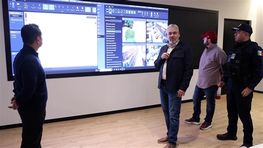 Mantenemos un seguimiento permanente de la situación en todo el estado, en estrecha coordinación con la Secretaría de Gobierno del Estado, la Fiscalía General del Estado y la Guardia Civil. Esta última se encuentra en alerta máxima, operando junto a la Guardia Nacional, el Ejército y la Marina a través de un despliegue estratégico y monitoreo aéreo en puntos clave de Michoacán. Todas las acciones son supervisadas en tiempo real mediante el sistema de videovigilancia. Exhortamos a la población a 
