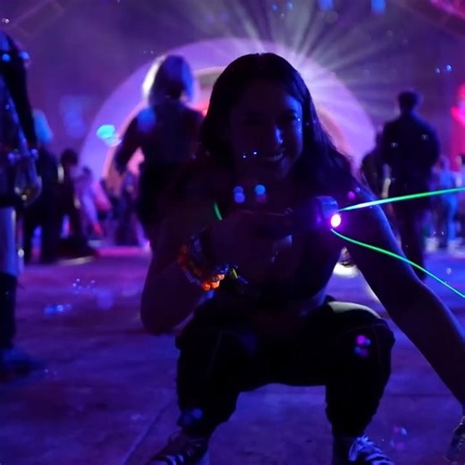 Because gravity is overrated 辰 | LOOP LAB | Facebook