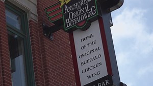 Original Buffalo wing restaurant opens in Frisco, bringing a taste of food history to North Texas