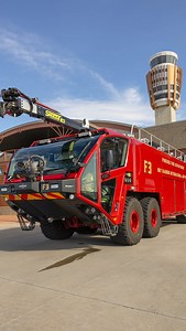 ARFF Engineers training in action! 💪 Sky Harbor crews from Stations 19 & 29 sharpening their skills, ready for any emergency incident they may encounter. #PHXFire | Phoenix Fire Department
