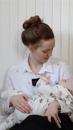 Pumpen skulle vara ett stöd tills amningen kom i gång – men efter flera månader är den fortfarande en ständig följeslagare. ▪️ Den matar sonen till Julia Söderhäll James, men lämnar samtidigt henne med en känsla av ensamhet. ▪️ Vad gör den kampen med en mamma som bara vill att allt ska fungera? ▪️ Läs mer på Corren.se | Corren