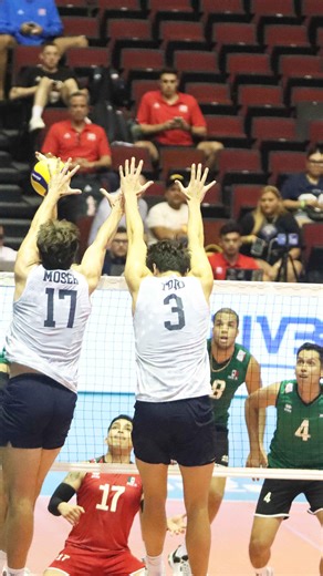 Match Point United States 🇺🇸! United States 🇺🇸 defeated Mexico 🇲🇽 to reach the finals at NORCECA Men’s Final Six. USA 🇺🇸 3 vs 2 🇲🇽 MEX 🇺🇸 (22-25, 25-22, 19-25, 25-23, 15-13) 🏐 NORCECA Men’s Final Six 📍Juan “Pachín” Vicéns Auditorium 📅 October 6-12 📊 & 📸 WWW.NORCECA.NET #norceca #final6 #volleyball | NorcecaInfo