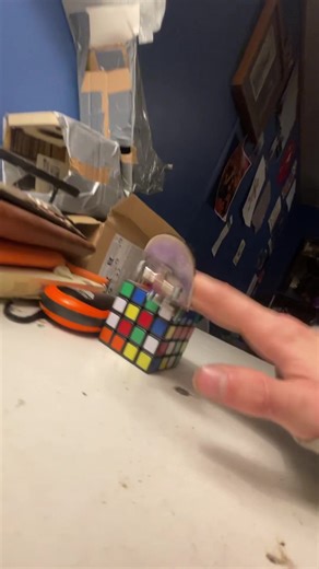 Haven’t messed around on ramps much so I spent some time expanding my trick selection#fingerboard #fingerboarding #quarterpipe #techdeck #fyp