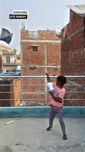 Flying Kite 😧#kitefighting #viralvideo #kitelover #shortsfeeds