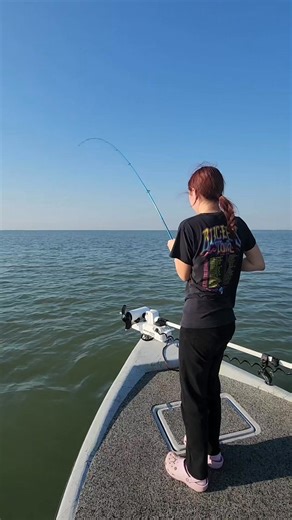 Putting these Waterloo Rods Salinitys to work this morning. MidCoast Products Capt. Garry 281-245-5598 mcaninchoutdoors.com | McAninch Outdoors