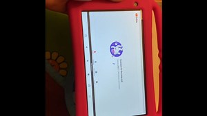 Watch Unboxing and operating tablet on Amazon Live