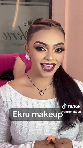 Ekru Makeup: Enhancing Beauty with Expert Techniques