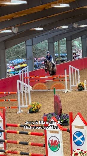Maddiequestrian on Instagram: "Jerry & @ellakay_showjumping 🐴 jumping UNREAL for such a unlucky pole in the Hickstead qualifier 🌟🤩 @jerrycoclothing #jerrythepony #madoghillgoronwy #jumpingpony #southviewequestriancentre #ponyjumping"