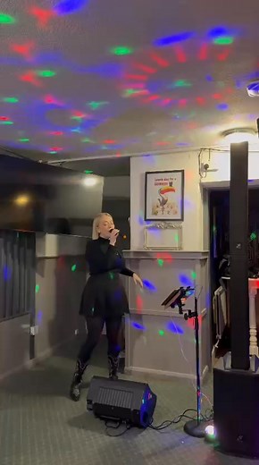 At last the rain has stopped 🤩 Great night with Shan last night 🤠 | The Oliver Twist