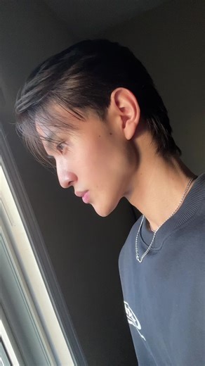 looking out my window lile im batman fr