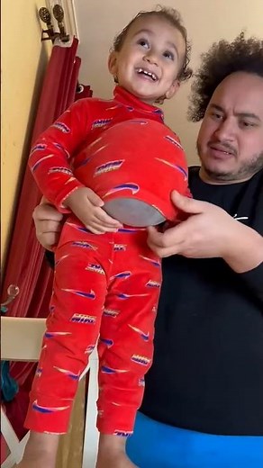 Playing with balloons on the stomach 😂#shortvideo #funny