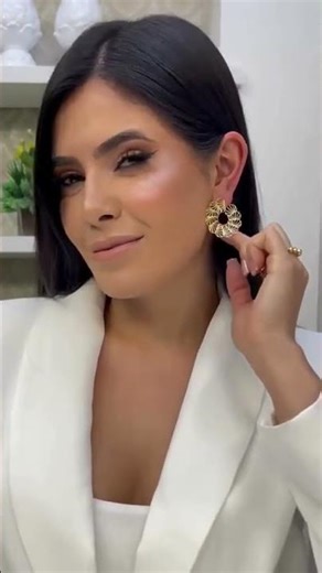 These earrings are a must-have! 💫 😍 #clipellejewellery#rings#jewelry #jewellery#waterproofjewellery