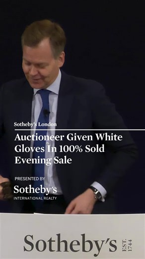 Sotheby’s Oliver Barker celebrates a white-glove Modern & Contemporary Evening Auction at #SothebysLondon. White gloves are traditionally given to an auctioneer after a sale achieves 100% of lots sold. The evening kicked off The London Sales, with over 300 people watching as the sale achieved a total of £131 million. The highlight of the night was Masterpieces from The Lewis Collection, with a total of £35 million. Works by Constantin Brancusi, Alberto Giacometti, Frank Auerbach and Anselm Kiefe