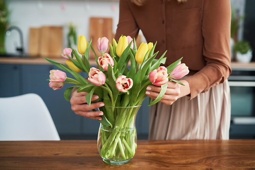 How to make your flowers last longer – the GHI's guide