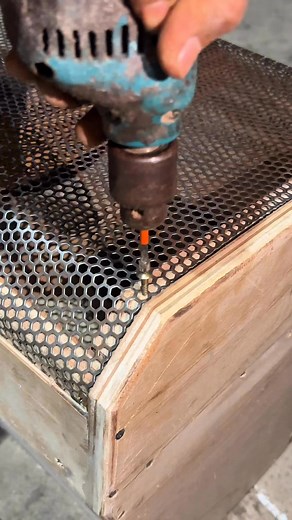 10K views · 2.2K reactions | screwing the speaker box grille #tutorial #speakerbox #woodworking | Joko Siswomiharjo | Facebook