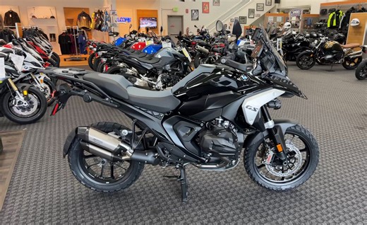 2024 R 1300 GS Triple Black with Adaptive Height Control
