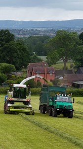 238K views · 3K reactions | The Unimog U1300 was very ahead of it's time! 朗 | GRASSMEN | Facebook