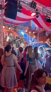 Germany’s craziest beer festival 🍻🇩🇪#Germany #Oktoberfest #Munich #Shorts #Travel