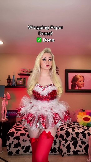 So I think I went a little overboard with the wrapping paper dress 🤣 #unwrapme #unwrapmechallenge #paperdress #wrappingpaperchallenge