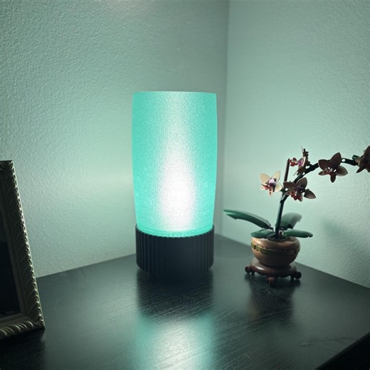 Aurora Twist Diffuser Lamp - Modern 3D Printed Bedside Light - Etsy