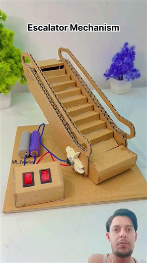 DIY Escalator working model with dcmotor 🔌 #scienceproject #schoolproject #shortvideo #shorts #diy