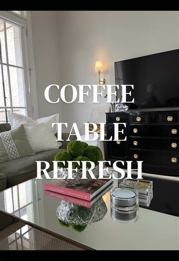 Design tip: Styling your coffee table with books is the easiest way to add color to any room. Swap them seasonally for an easy, budget-friendly refresh! Thank you @INGRAM Books #coffeetablestyling #coffeetablebooks #coffeetabledecor #homedecor #homestyling