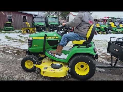 2017 JOHN DEERE X730 For Sale