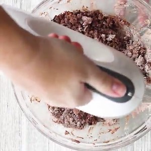 123K views · 23 reactions | MEXICAN HOT CHOCOLATE COOKIES are full of deep, spicy chocolate flavors that beg to be eaten! Be sure to make a double batch, these cookies disappear quickly! RECIPE--> https://breadboozebacon.com/mexican-hot-chocolate-shortbread/ | Bread Booze Bacon | Facebook