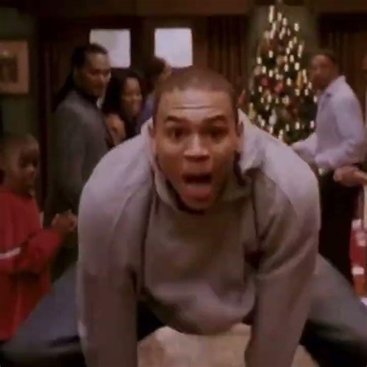 [THROWBACK] Breezy is Always the Life of the Party 🎄🕺