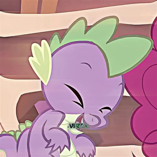 Spike Roasts Friends in Hilarious My Little Pony Edit