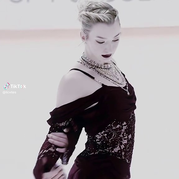 Cleopatra || #amberglenn #amberglennedit #figureskating #popular #olympics