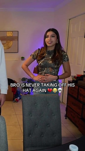 Braeden takes off his hat in front of his new girl Ximena and loses aura #braeden #ximenaflaka #twitchclips #trending #viral