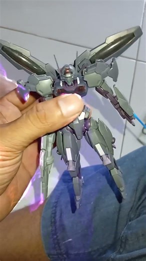 The ancient artisan has completed the perfect form of the Gundnode for battle.