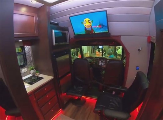 Custom Luxury Sleeper Trucks for Diesel Trucking