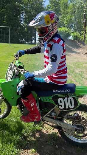 Had some fun giving this 1989 KX125 a workout! Looking forward to getting this thing all fixed up. What year KX125 was everyone’s favorite? #1989 #KX125 #kawasaki @Red Bull Motorsports @MotoSport.com