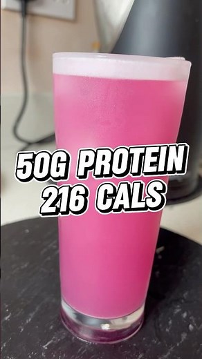 Trying the MyProtein Impact Whey Isolate: Strawberry 😍 50g Protein & 216cals 🤌🏼 #proteinpowder