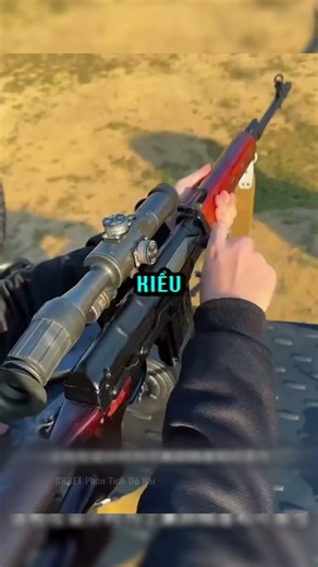 SVD Dragunov: Nàng "siêu mẫu chân dài" nhưng cực kỳ... gắt của làng súng!