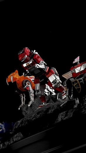 Zyuranger Guardian Beast Tyrannosaurus - Ju Mammoth - Triceratops - Saber Tiger - Pteranodon #zyuranger #powerrangers #guardianbeast #shokuganmodelingproject #clearversion #daizyujin #visarttkamenriderphotoshoot #artistv2photography #tiktokfigure