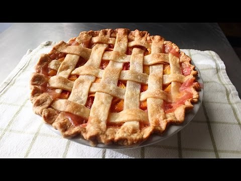 Peach Pie - How to Make a Lattice-Top Peach Pie