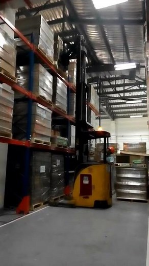 yale reach truck unit.