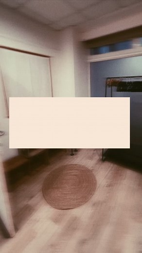 Encore un peu de patience ⏳. #loiretcher #shopping #mode #showroom #vêtement #pretaporterfemme #showroomprive | Le Showroom de Louisa | Facebook