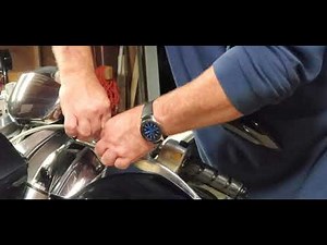 Suzuki Boulevard M109R/M1800R clutch cable lubed.. Stop broken clutch cables